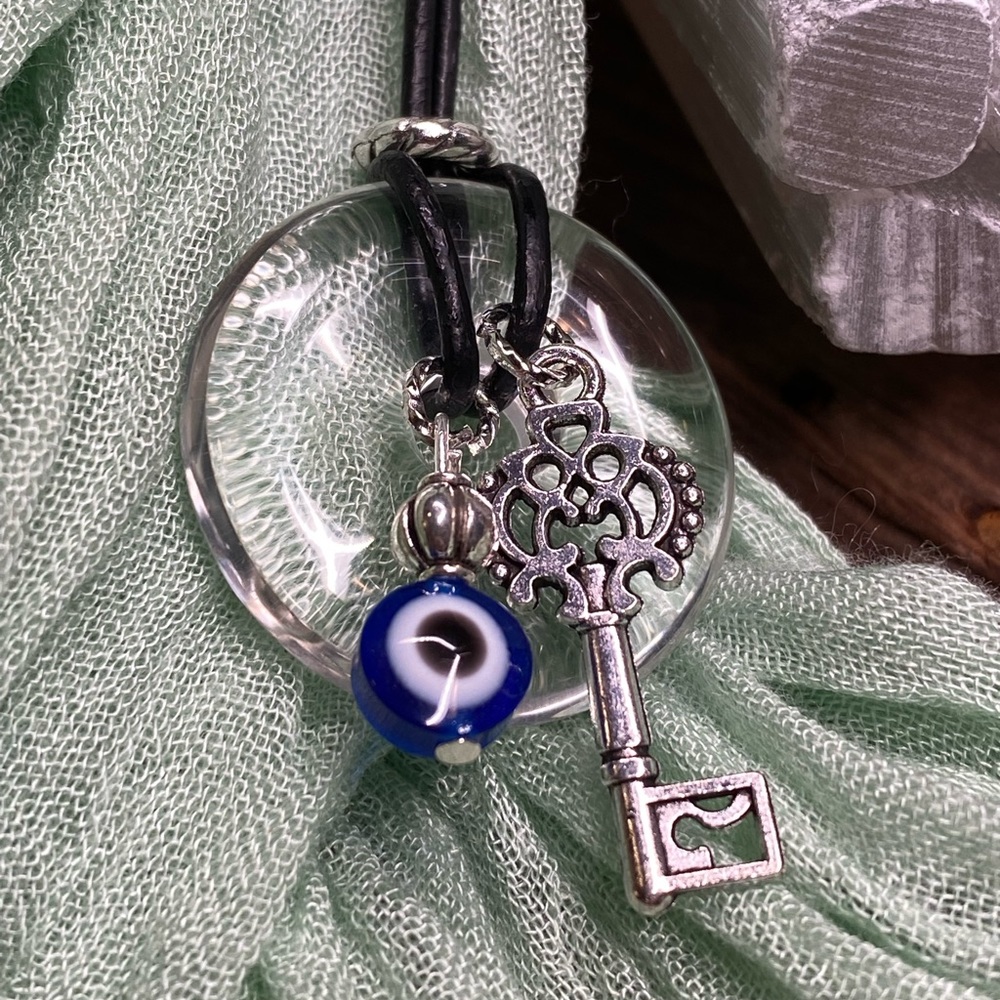 Clear Quartz Healing Necklace